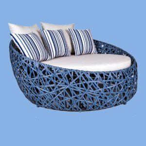 Chaise Native elabora com Fibra Sintética e acolchoados com tecido acquablock